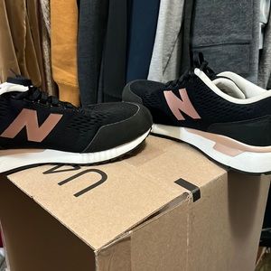 Brand new only wore to find out that are not for my foot